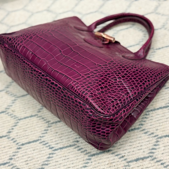 LONGCHAMP Chic Elegant Coquette Roseau Croc-Embossed Purple Leather Tote Bag - Picture 6 of 16